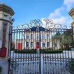 Manoir Aux Roses, 15 Personnes Avec *